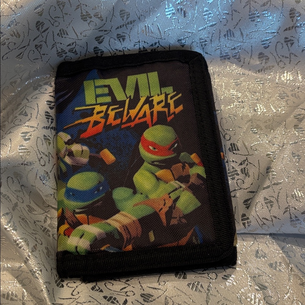 Ninja turtles wallet, Spider-Man kids cup